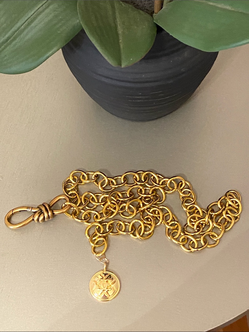 Gold Link Chain Waist Belt with Chanel CC Medallion Drop - Picture 8 of 9